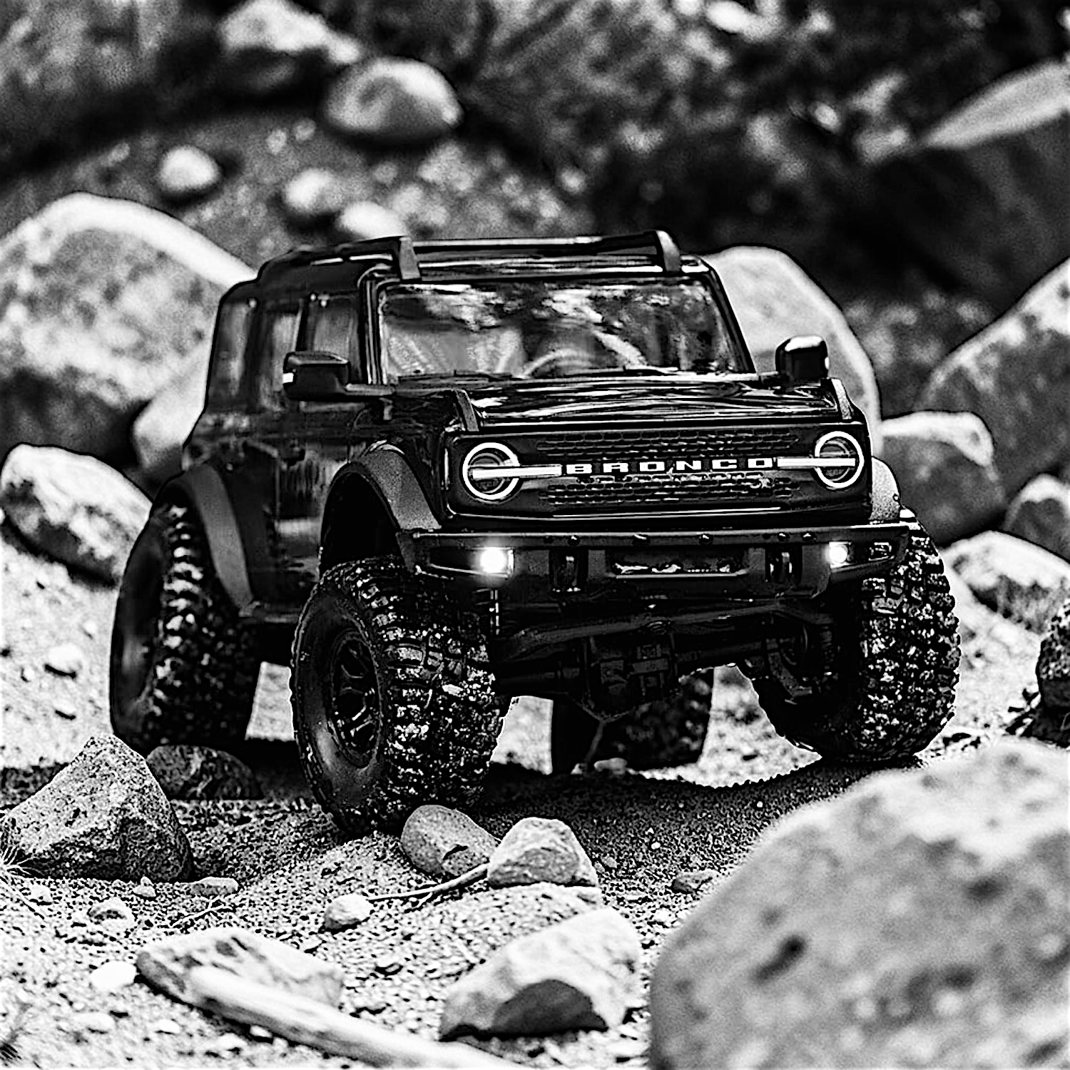 TRX-4M-SERIES SOLIDRIGS RC